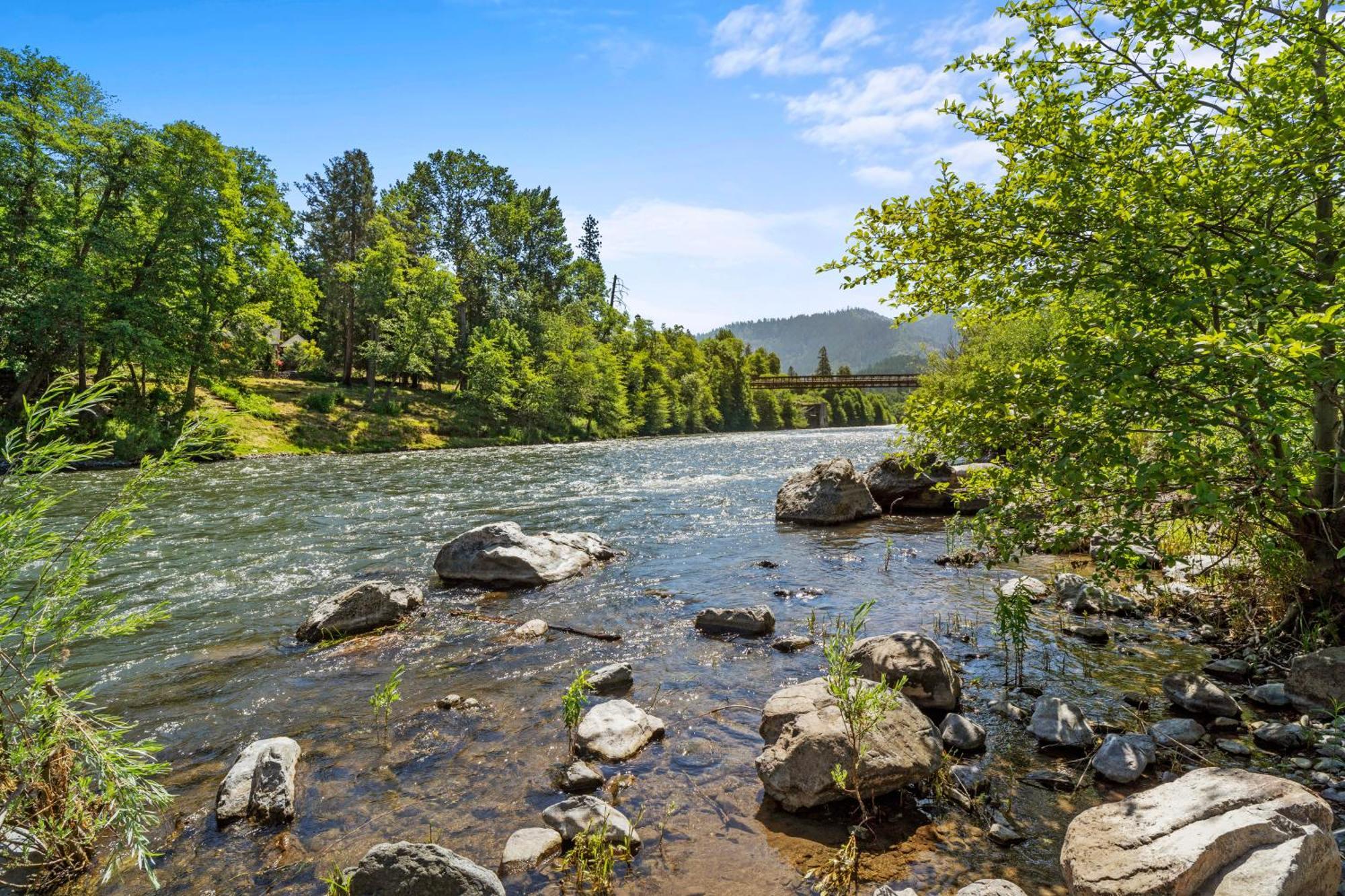 Weasku Inn Grants Pass Zewnętrze zdjęcie